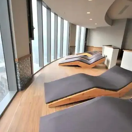 Skyland - 28th Floor Luxury Loft