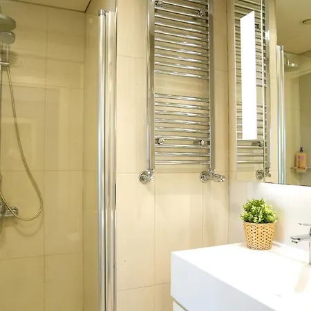 아파트호텔 Skyland - 28th Floor Luxury Loft 이스탄불
